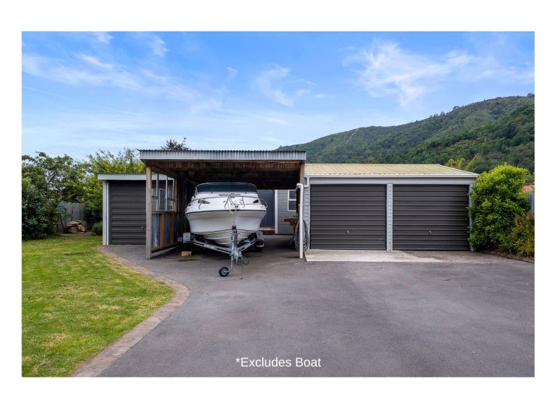 24 York Street, Picton - Carousel 1