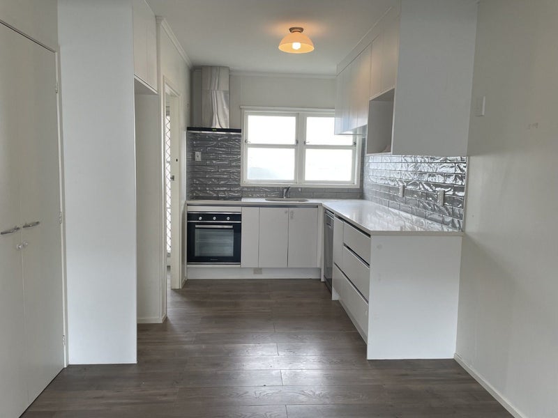 7/44 Pilkington Road, Mount Wellington, Auckland - Carousel 1