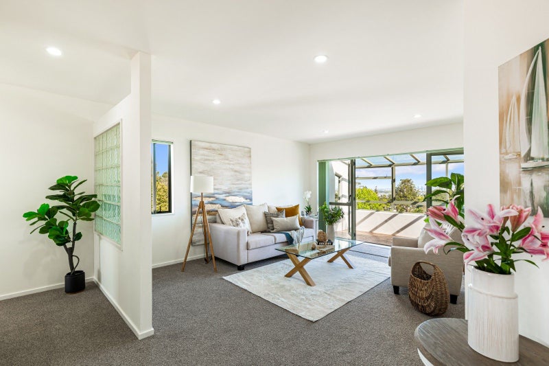 2/217G Sunset Road, Sunnynook, Auckland - Carousel 2