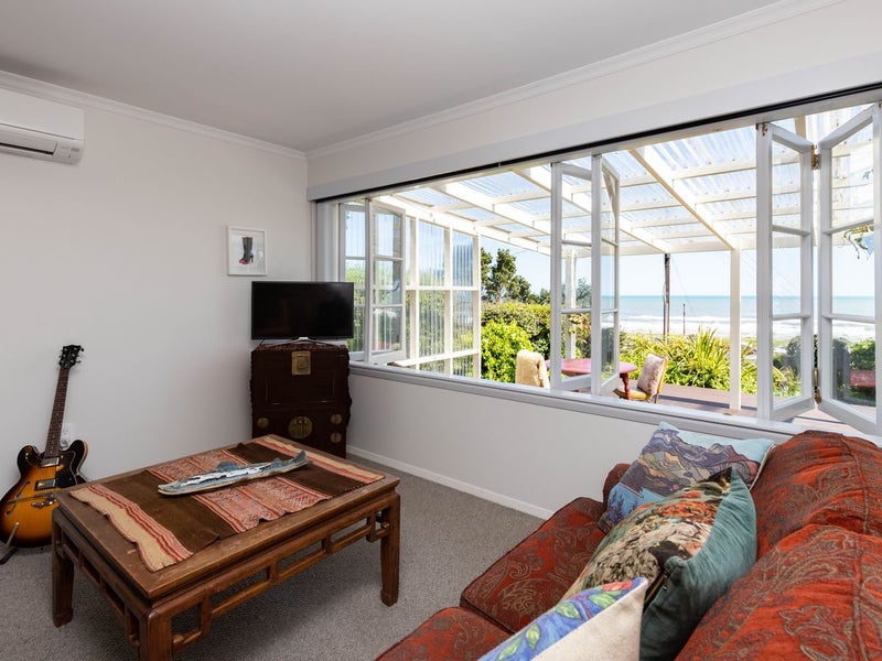 7 Hinton Road, Karoro, Greymouth - Carousel 2