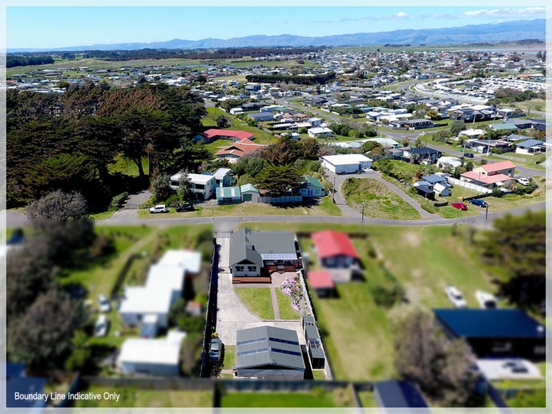 10 Dustin Street, Foxton Beach, Foxton - Carousel 21