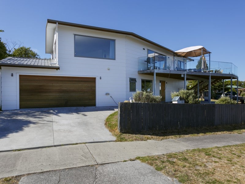 1 Reid Grove, Richmond Heights, Taupo - Carousel 2