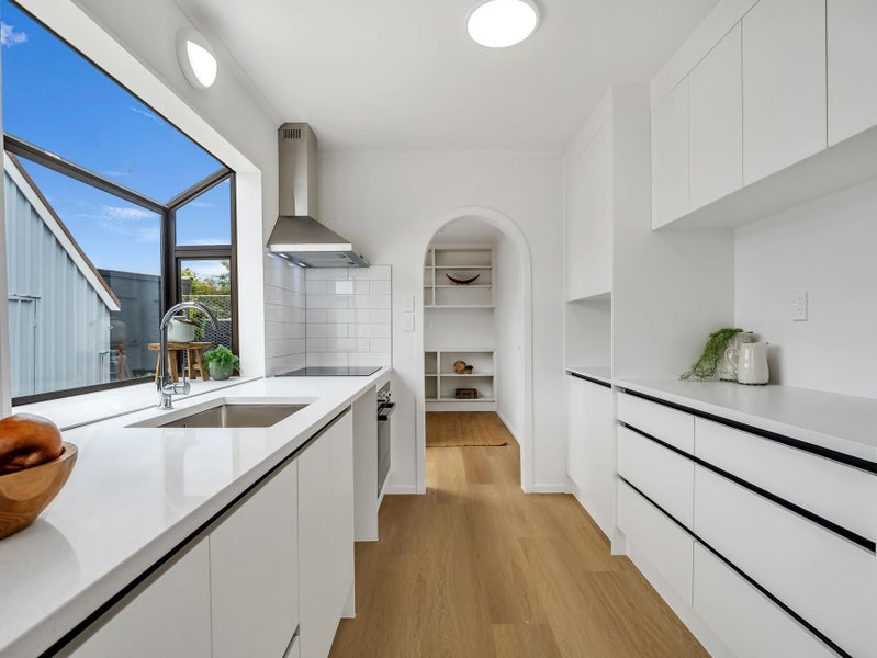 8B King Street, Whakatane, Whakatane - Carousel 2