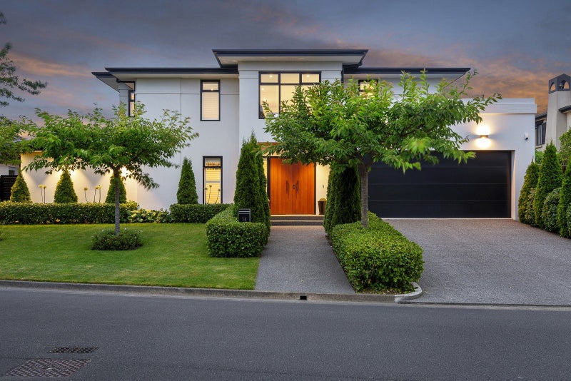 38 Glen Oaks Drive, Northwood, Christchurch - Carousel 1