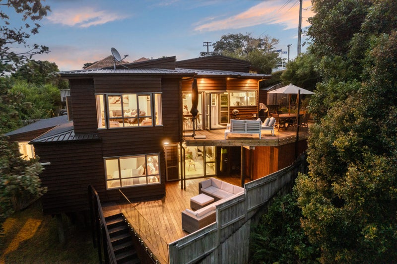 69 Bay Road, Glendowie, Auckland - Carousel 2