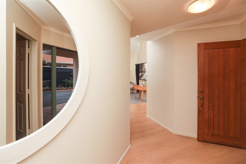 27 Heritage Avenue, Chartwell, Hamilton - Carousel 2