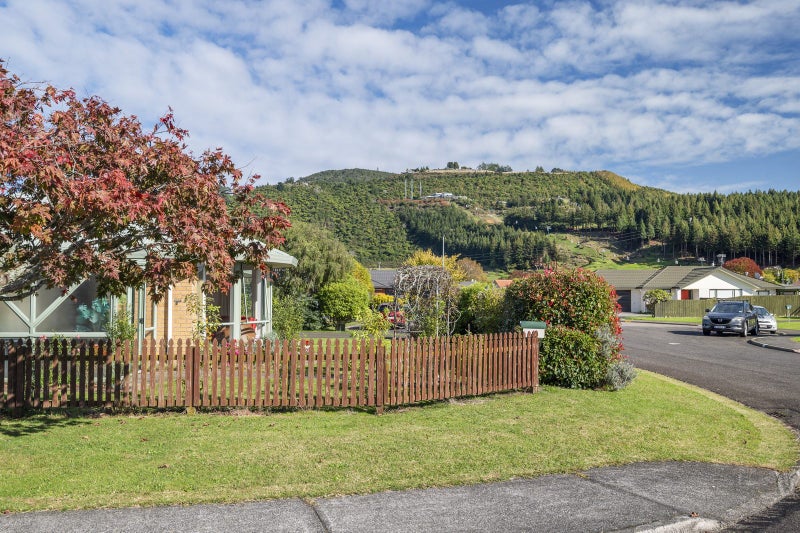 2 Ashmore Place, Fairy Springs, Rotorua - Carousel 20