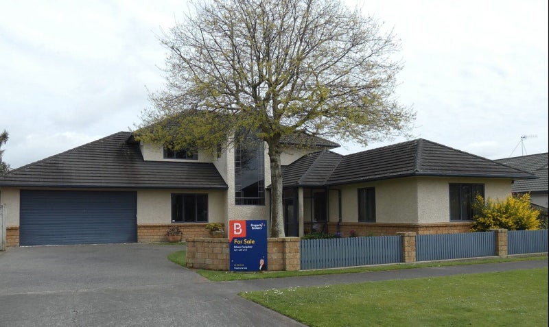 39 Abby Road, Fitzherbert, Palmerston North - Carousel 1