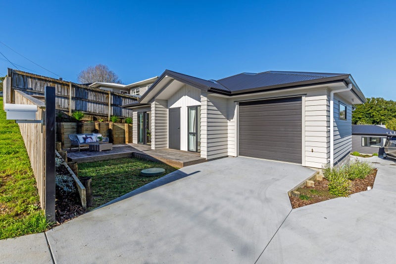 36A Saffron Street, Birkdale, Auckland - Carousel 1