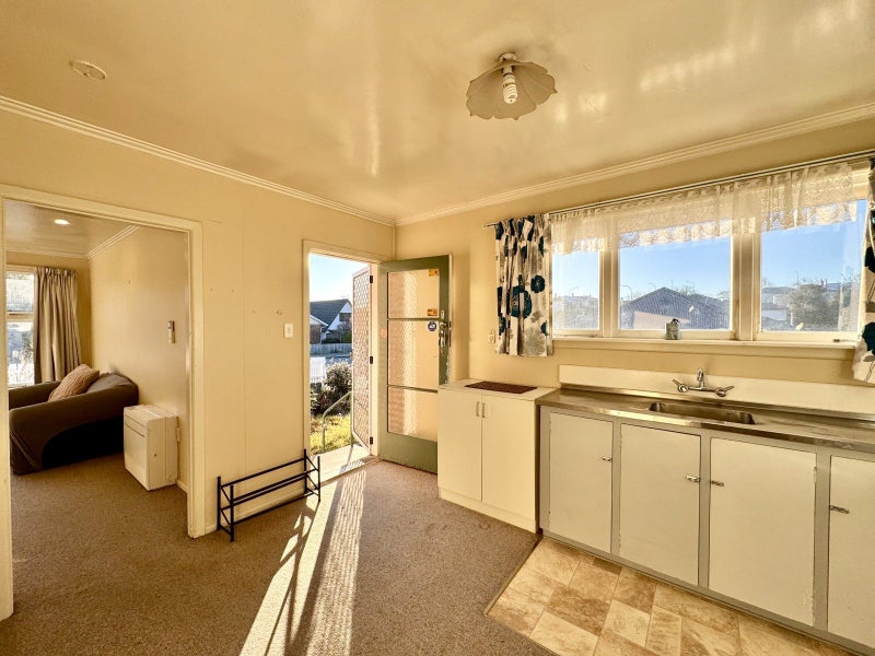 57 Le Cren Street, Seaview, Timaru - Carousel 2