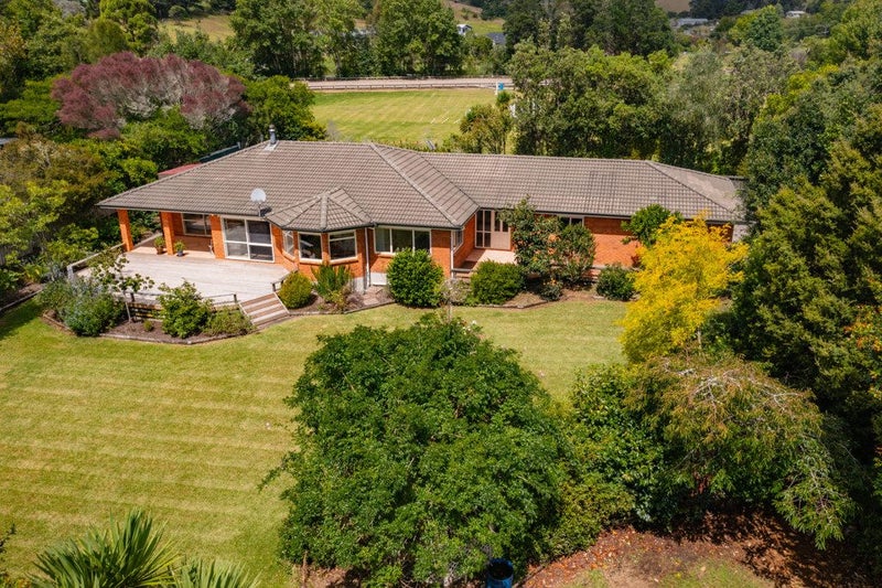 63 Muriwai Road, Waimauku, Waimauku - Carousel 1
