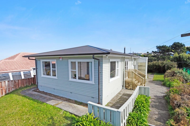 70 Ruskin Road, Newlands, Wellington - Carousel 16