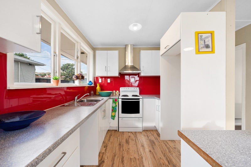 49 Astrolabe Street, Cannons Creek, Porirua - Carousel 2