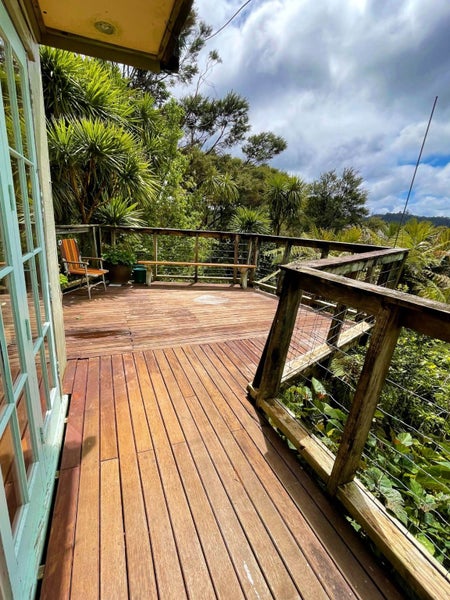 10 Walker Road, Henderson Valley, Auckland - Carousel 1