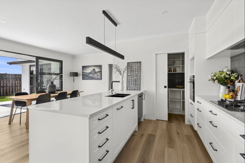 30 Whakahaumako Road, Leamington, Cambridge - Carousel 1