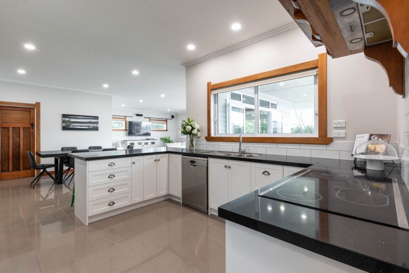 598 Parallel Road, Cambridge - Carousel 2