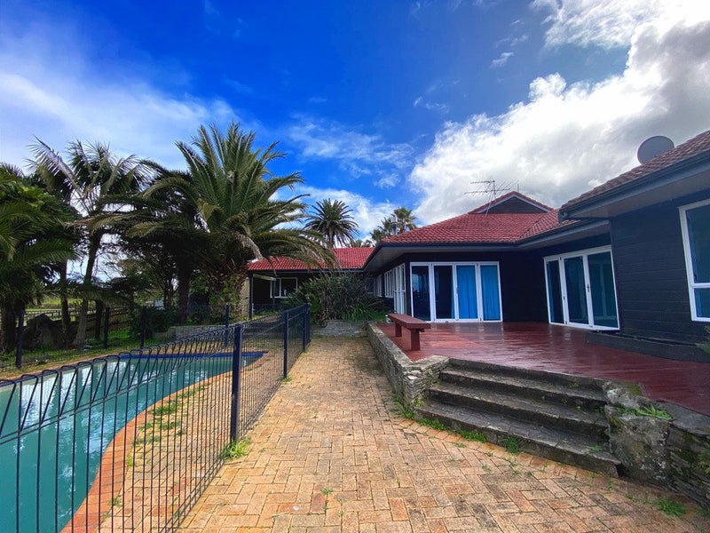 144 Nixon Road, Henderson - Carousel 1