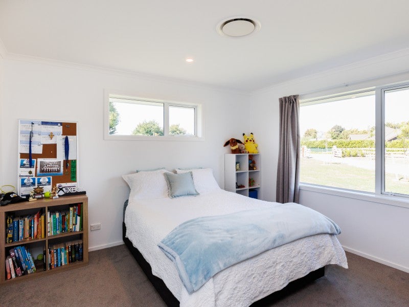 891 Milson Line, Newbury, Feilding - Carousel 26