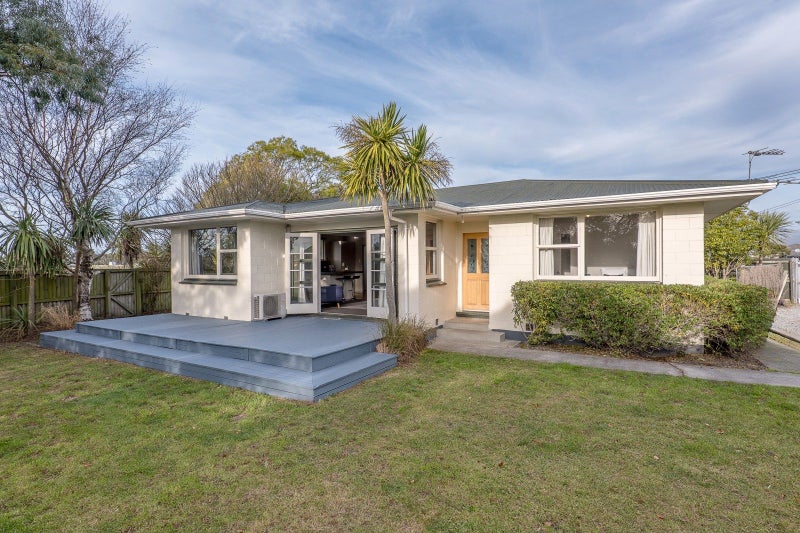 19 Esk Place, Aranui, Christchurch - Carousel 1
