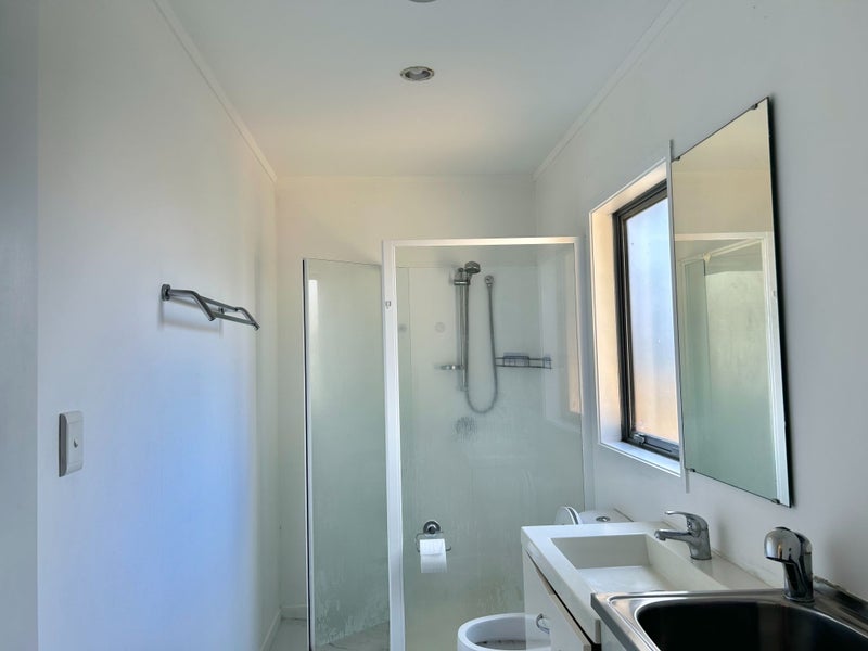 207 Gills Road, Half Moon Bay, Auckland - Carousel 7