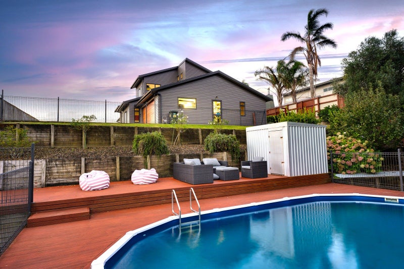 18 St Johns Heights, Otamatea, Whanganui - Carousel 2