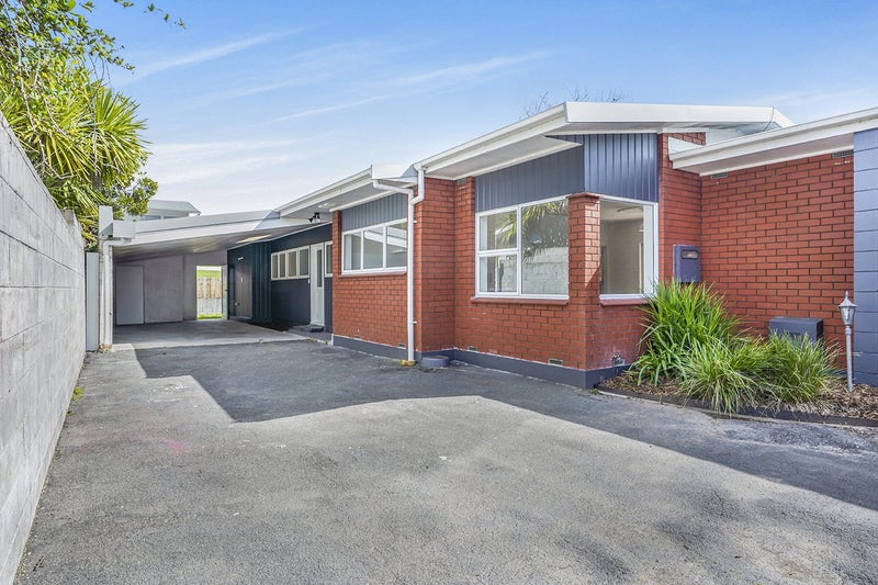 16A Storey Avenue, Forest Lake, Hamilton - Carousel 1