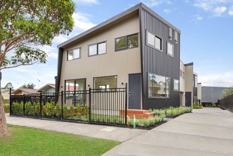 16A Howard Hunter Avenue, St Johns, St Johns - Carousel 1