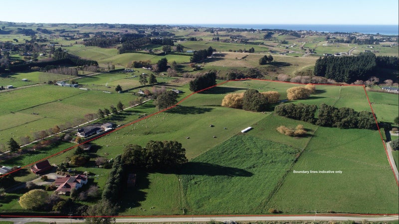 2 Essex Street, Weston, Oamaru - Carousel 1