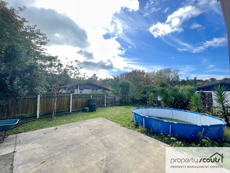 17 Junction Street, Welbourn, New Plymouth - Carousel 2