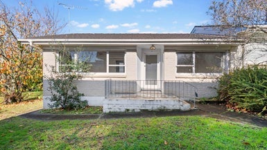 3/136 Bucklands Beach Road, Bucklands Beach, Auckland - Carousel 1