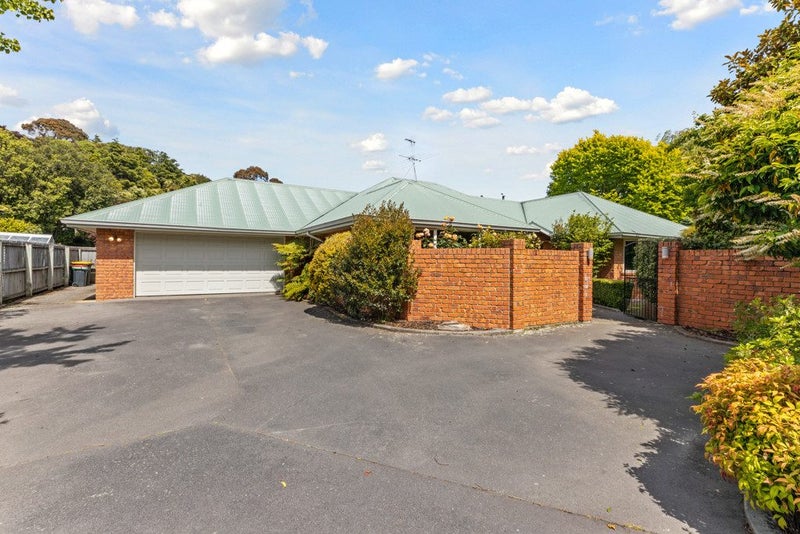 21 Happy Home Road, Westmorland, Christchurch - Carousel 1