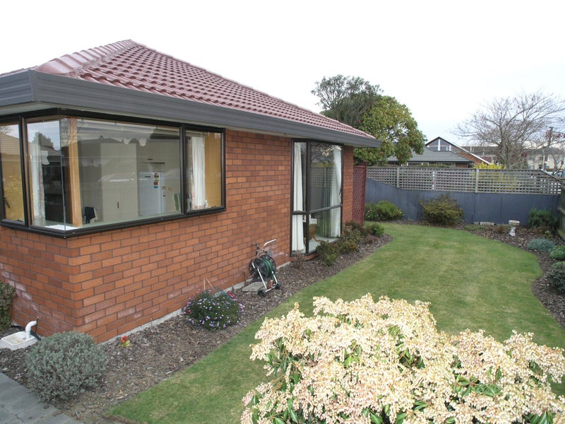 3/8 Daniels Road, Redwood, Christchurch - Carousel 7