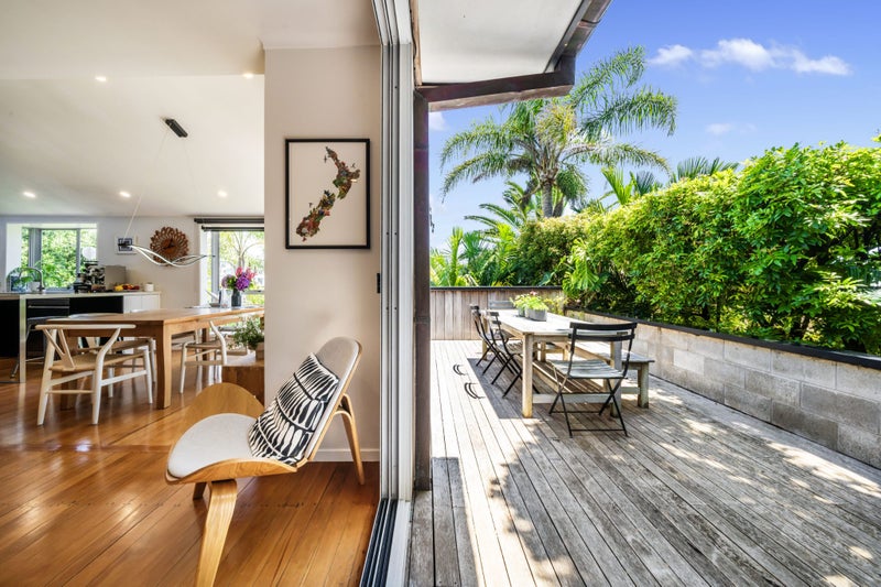 3/38 Seaview Road, Remuera, Auckland - Carousel 2