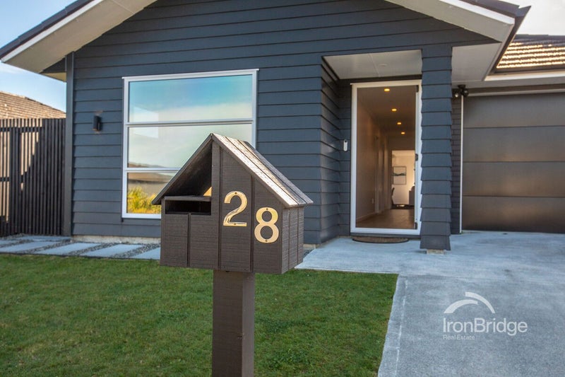 28 Hopkirk Avenue, Wallaceville, Upper Hutt - Carousel 18