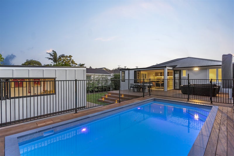 10 Parrish Road, Sandringham, Auckland - Carousel 2
