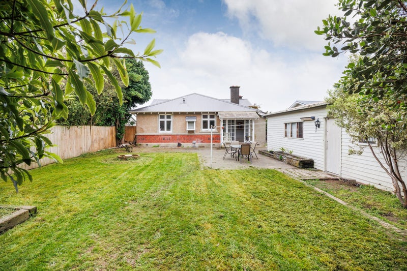 8 Annandale Avenue, Takaro, Palmerston North - Carousel 2