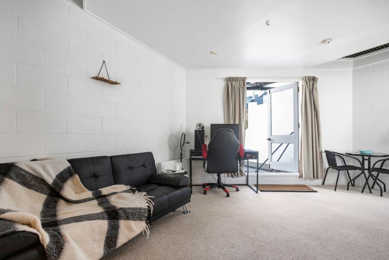 8F Glasgow Terrace, Grafton, Auckland - Carousel 2