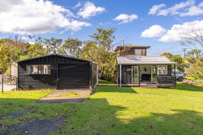 1 Pigeon Place, Tāwharanui Peninsula, Matakana - Carousel 25