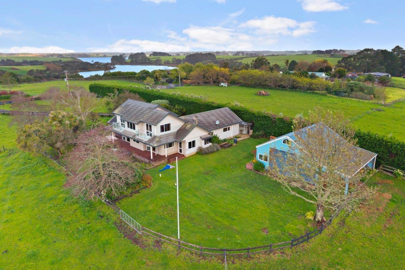 77 Boyd Road, Pukekohe - Carousel 2