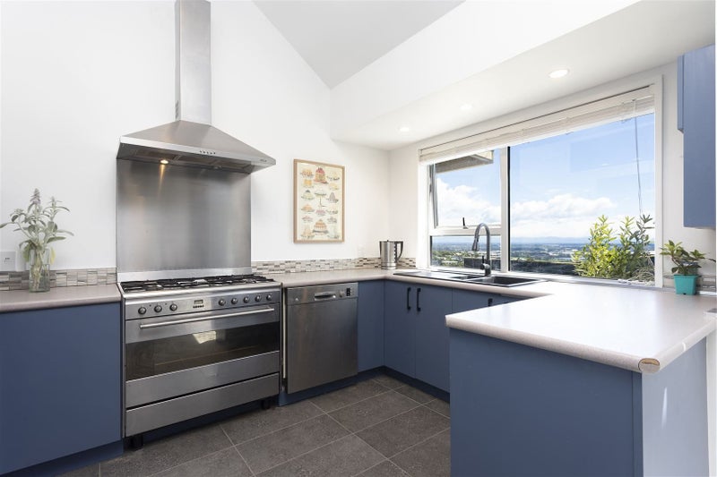 147 Soleares Avenue, Mount Pleasant, Christchurch - Carousel 2
