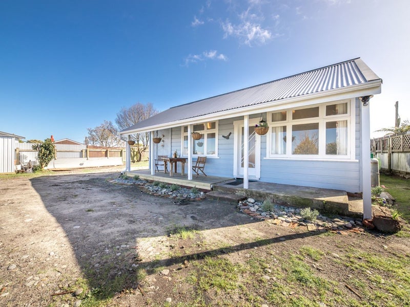 14A Queen Street, Westport, Westport - Carousel 21