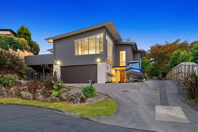 7A Pah Road, Kawaha Point, Rotorua - Carousel 1