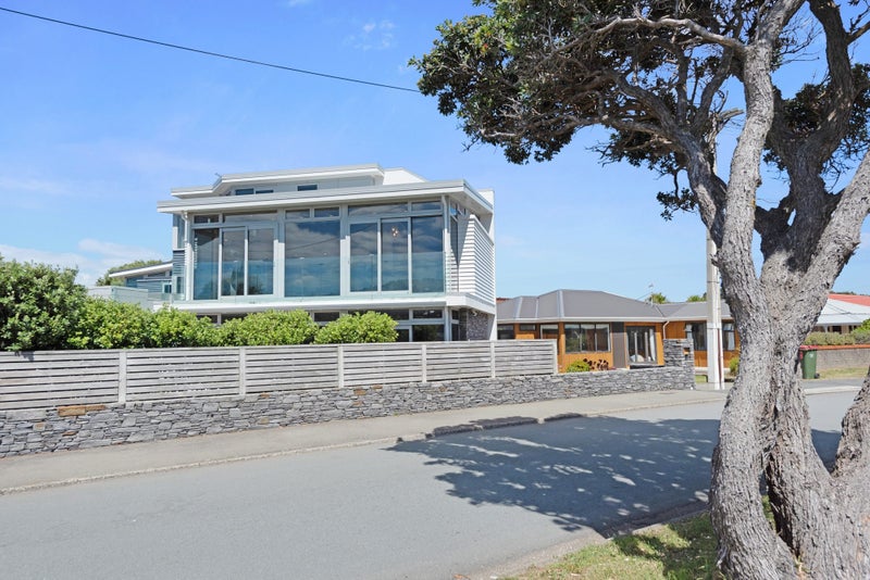 3 Hector Street, Seatoun, Wellington - Carousel 2