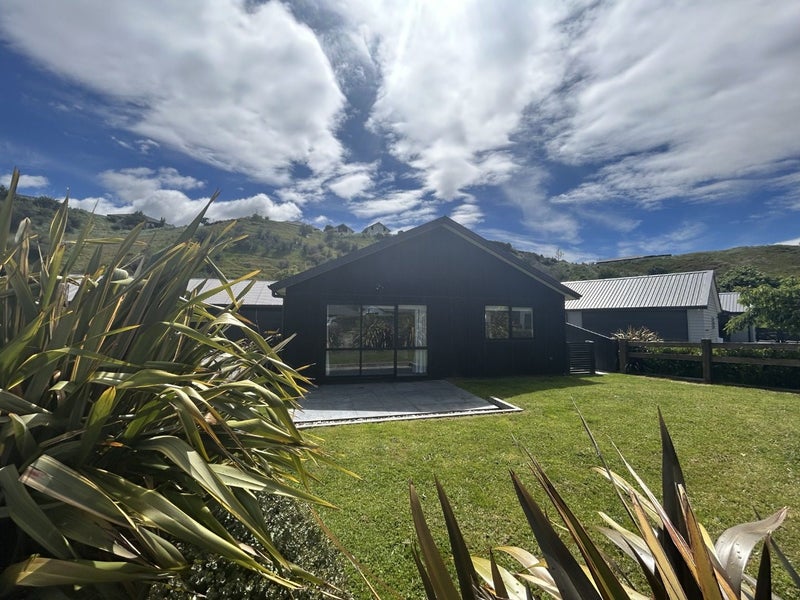 29 Ashenhurst Way, Lower Shotover, Queenstown - Carousel 2