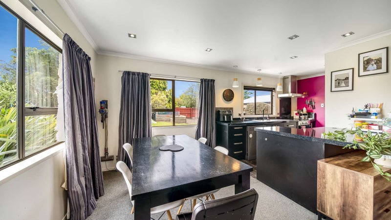 5 Whiterocks Road, Weston, Oamaru - Carousel 2