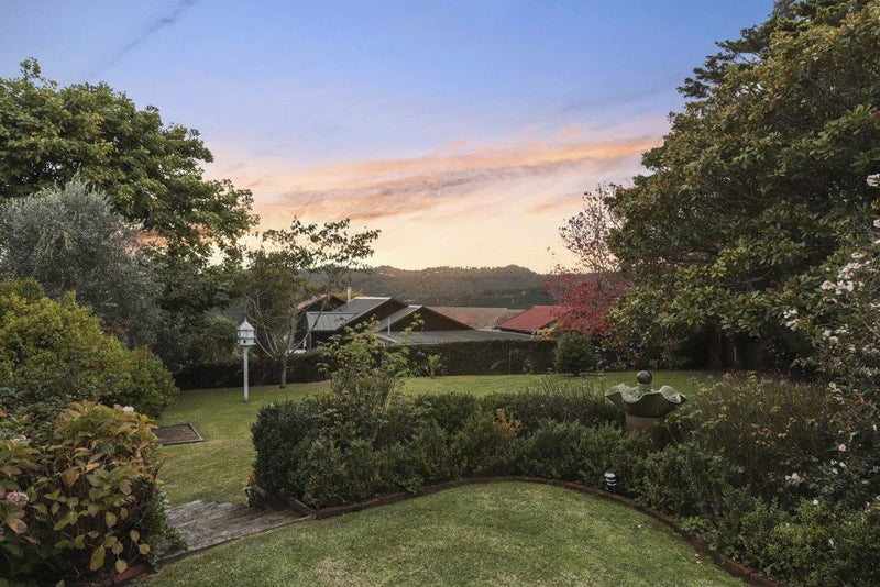 22 Grendon Road, Titirangi, Auckland - Carousel 2