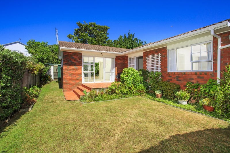 2/10 Jutland Road, Hauraki, Auckland - Carousel 2