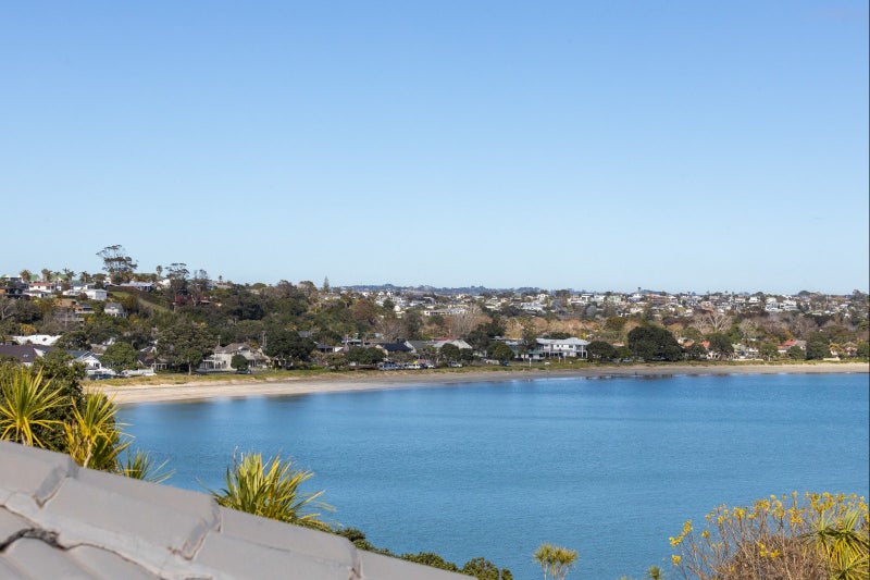 26 The Crescent, Tindalls Beach, Whangaparaoa - Carousel 2