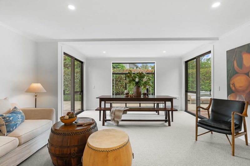 11 Stratford Street, Merivale, Christchurch - Carousel 1