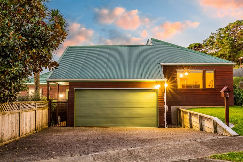 1 Kinnel Grove, Papakowhai, Porirua - Carousel 28